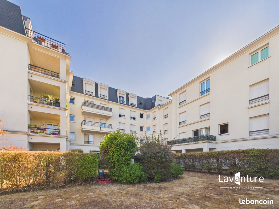 Appartement 4 pièces 82 m² · à Châtenay-Malabry · 82 m² · 395 000 €