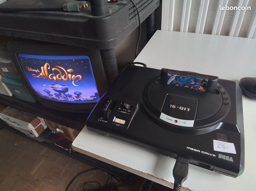 Console SEGA Megadrive 1 Officielle – Avec Câbles Et Manette, Fonctionne Parfaitement !