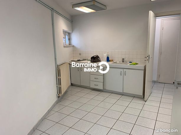 https://img.leboncoin.fr/api/v1/lbcpb1/images/4f/87/a2/4f87a2e184e11647573398f96d7a0487296faccc.jpg?rule=ad-image