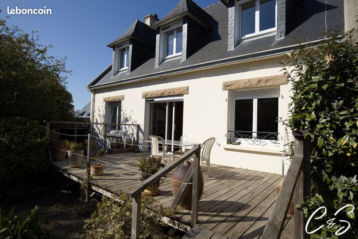 Maison 6 pièces 137 m² · à Plonéour-Lanvern · 137 m² · 322 400 €