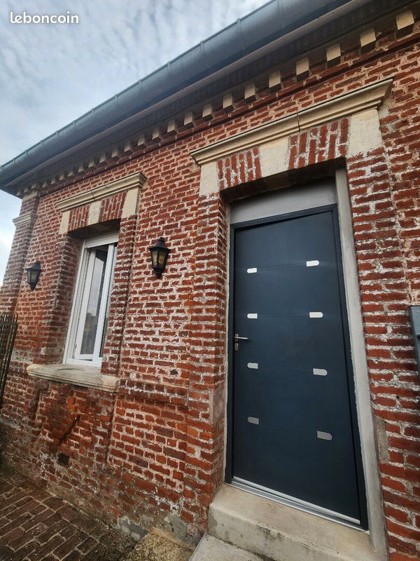 Maison 2 pièces 46 m² · à Croix-Moligneaux · 46 m² · 550 €/mois