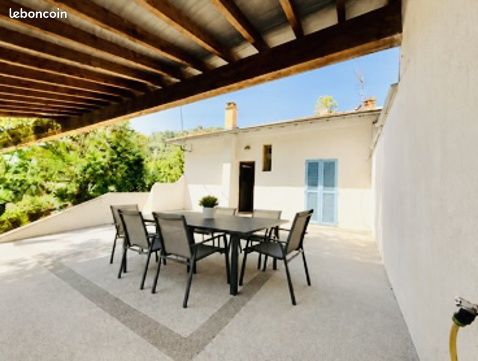 Maison 7 pièces 222 m² · à Nice · 222 m² · 488 000 €