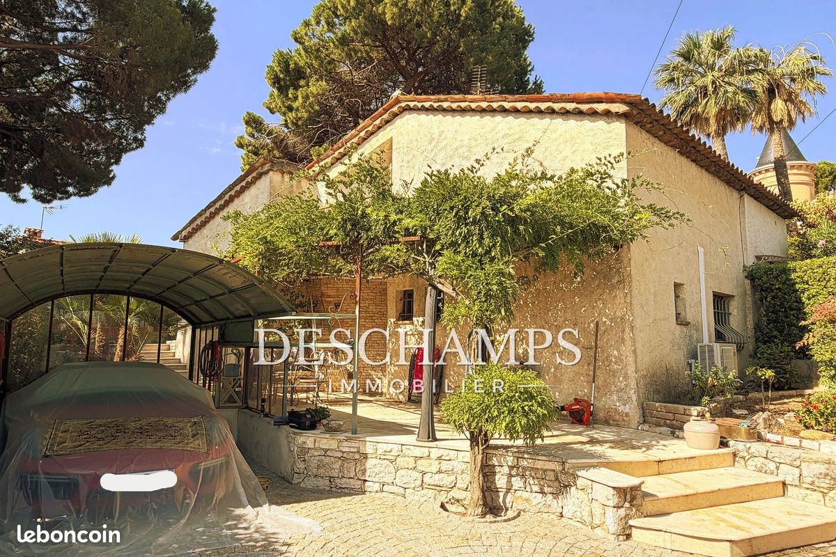 Maison 2 pièces 69 m² · à Antibes · 69 m² · 795 000 €