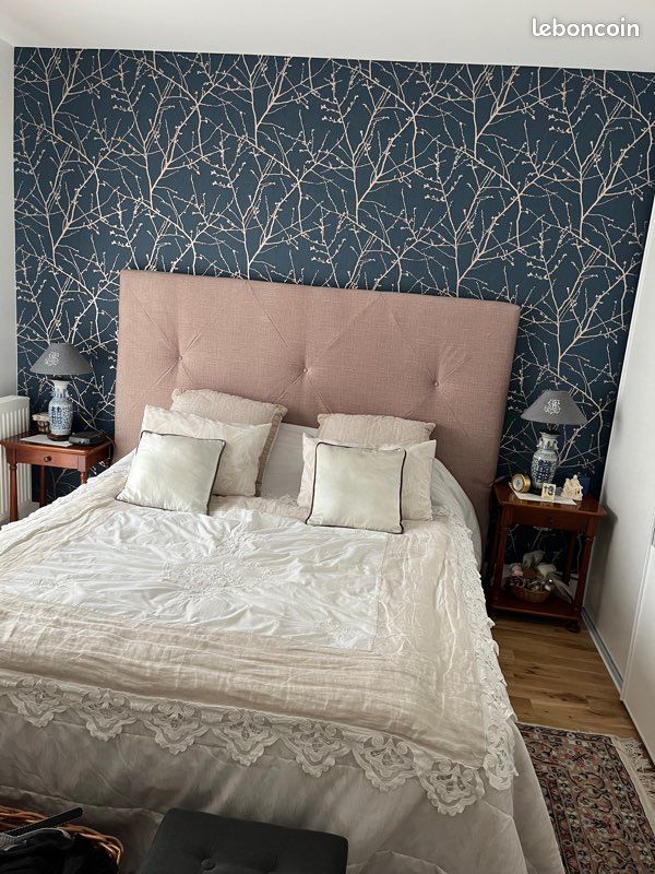 Tête de lit en tissu (image 1)