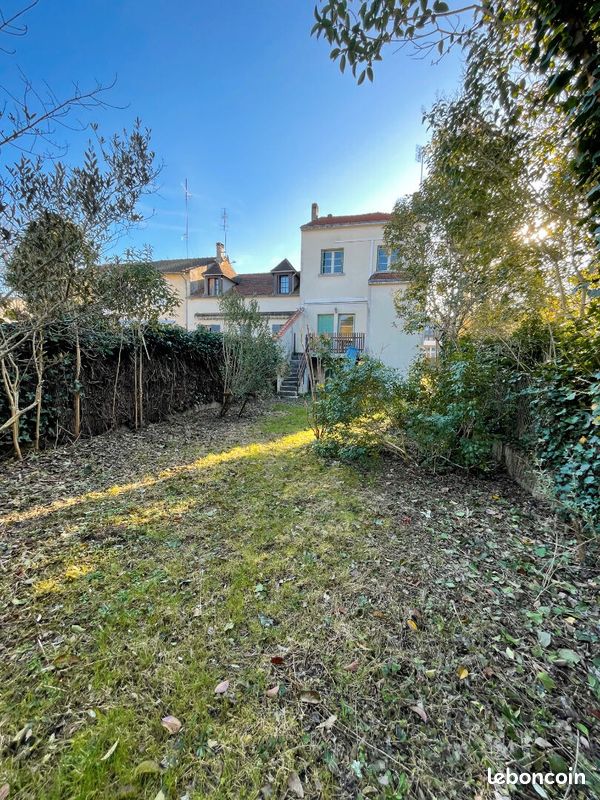 Maison 5 pièces 119 m² · à Bergerac · 119 m² · 1 100 €/mois