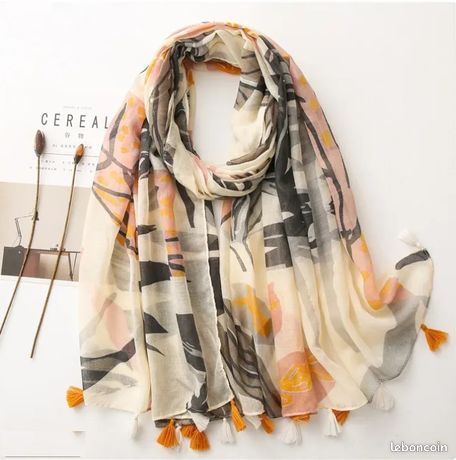 Echarpe et foulard en plumes d'occasion - Annonces accessoires et bagagerie  leboncoin