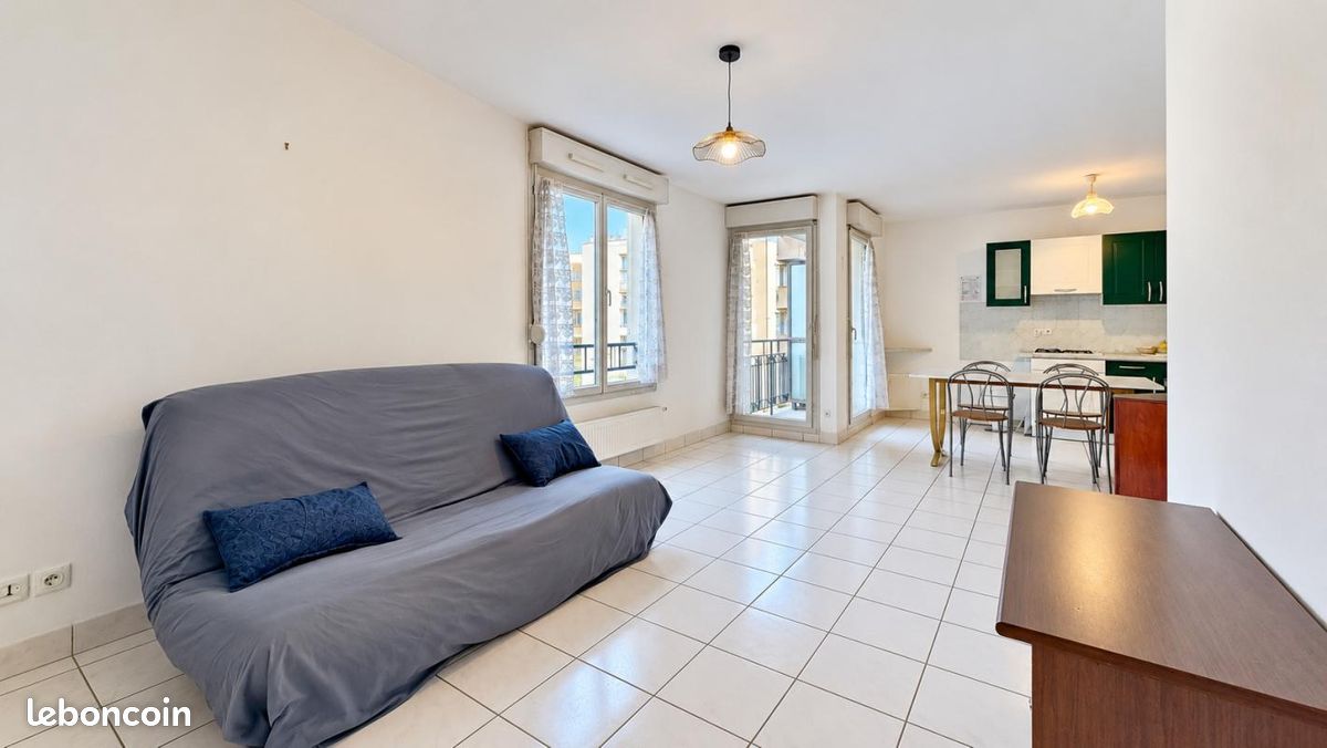 Appartement 2 pièces 50 m² · à Lyon 2ème Arrondissement · 49,6 m² · 930 €/mois