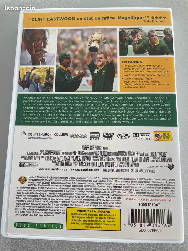 Invictus DVD (image 2)