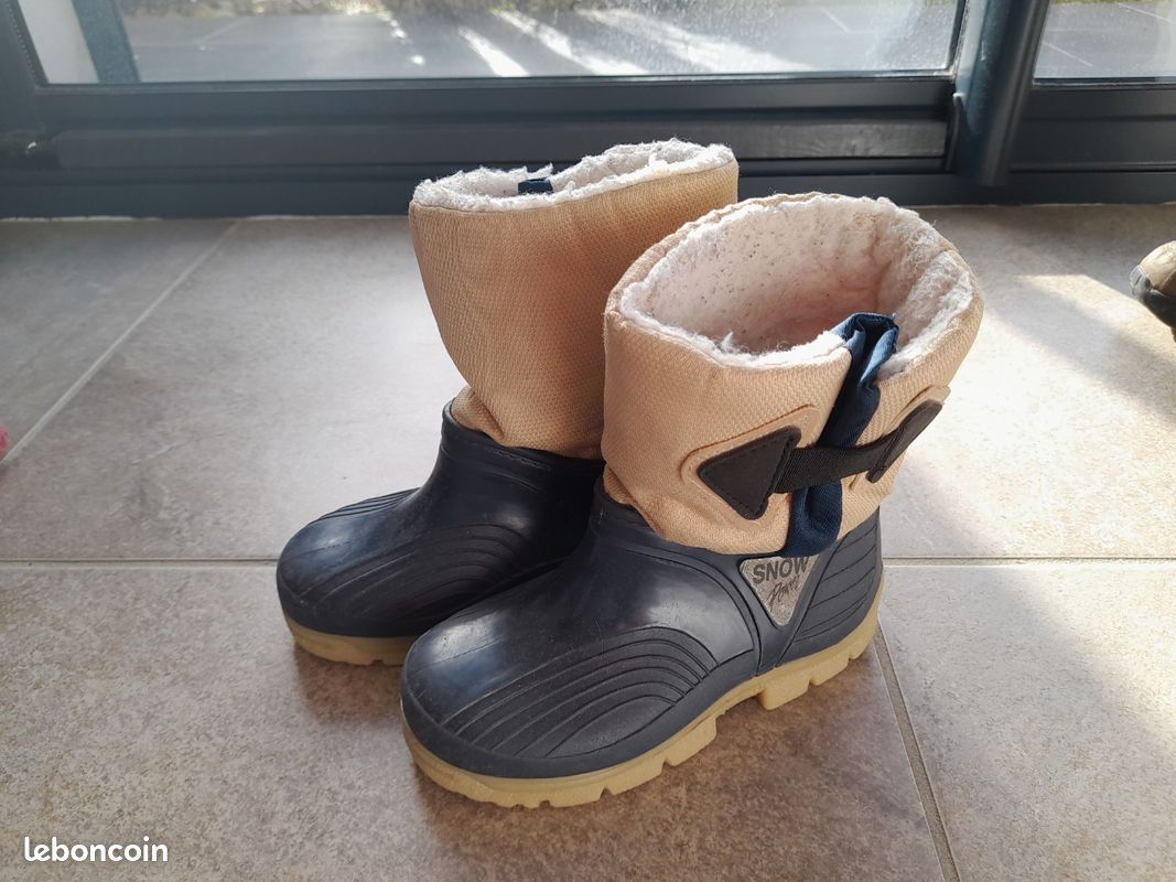 Bottes de neige taille 26 27 Chaussures - Main Image