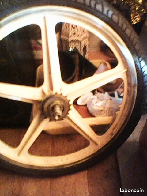 Paire de jante old school complète prix négociable à retirer sur place (image 3)