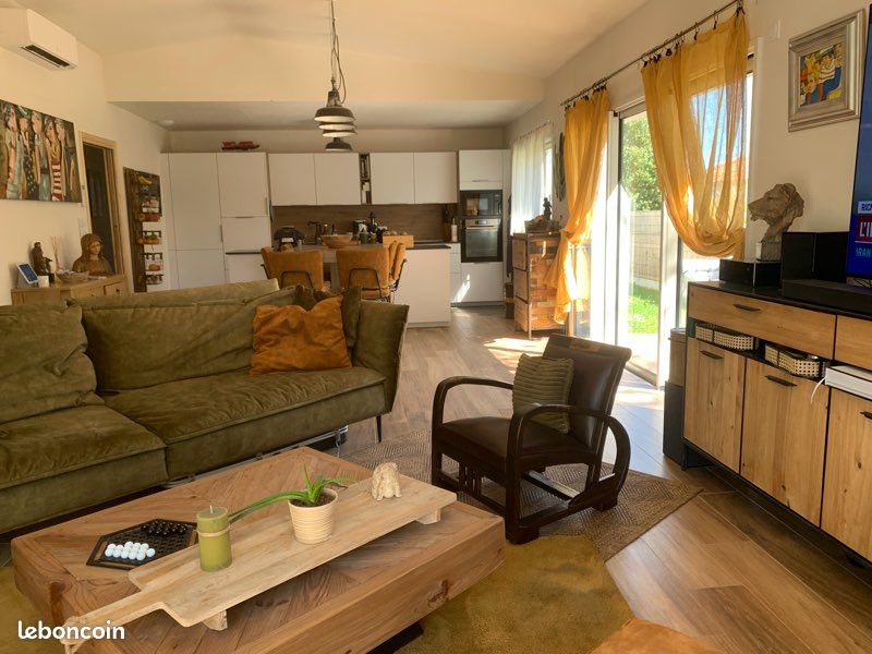 Maison 5 pièces 104 m² · à Sainte-Foy · 104 m² · 449 000 €