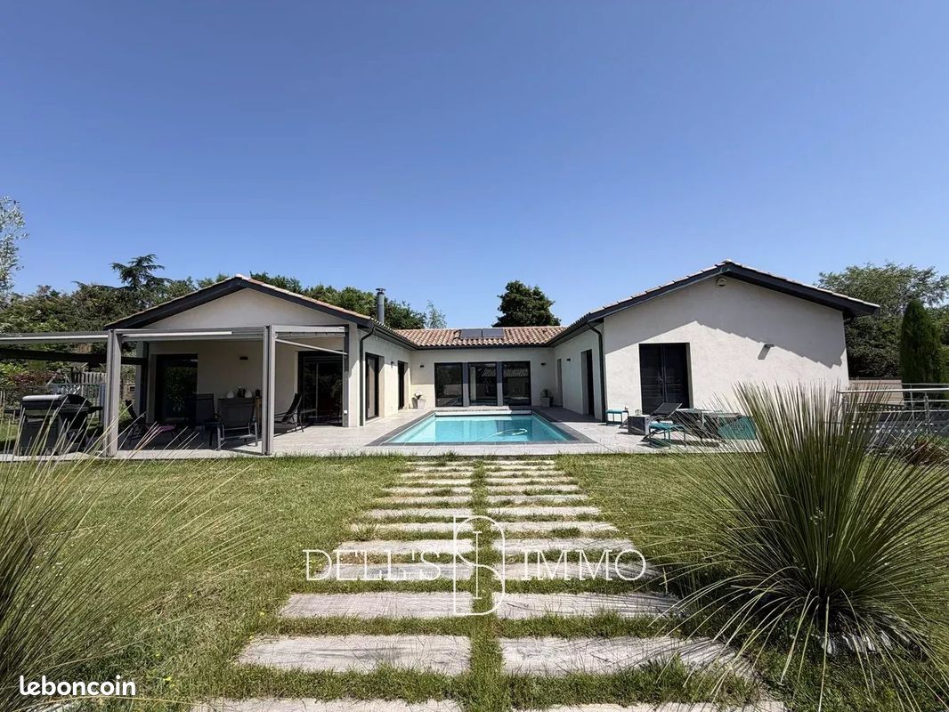 Maison 7 pièces 245 m² · à Saint-Georges-de-Reneins · 245 m² · 749 000 €
