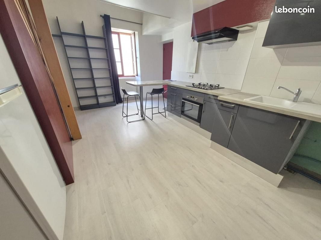Appartement 2 pièces 35 m² · à Crémieu · 35 m² · 525 €/mois