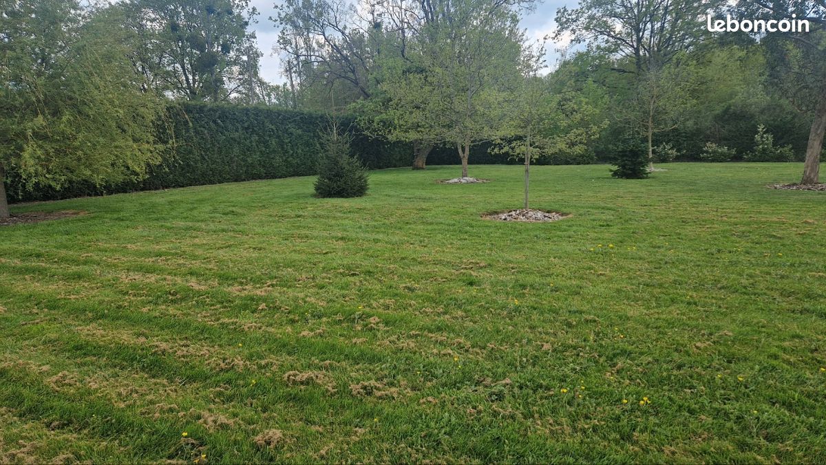 Terrain constructible 941m2 · à Leuvrigny · 65 000 €