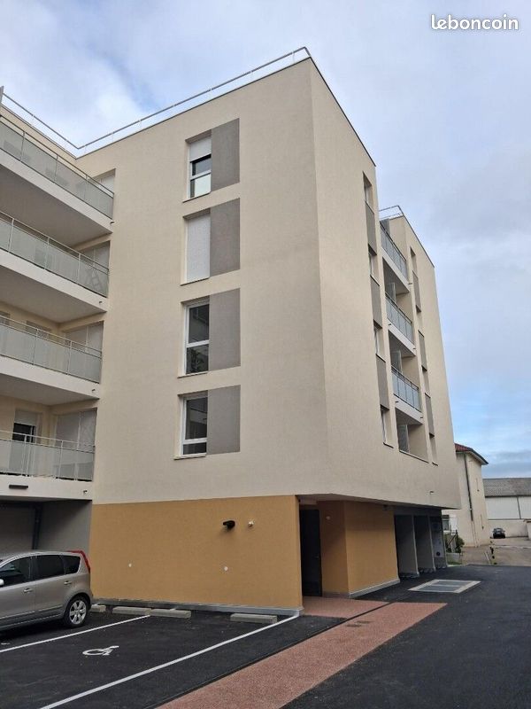Appartement 2 pièces 40 m² · à Bourg-en-Bresse · 40 m² · 680 €/mois