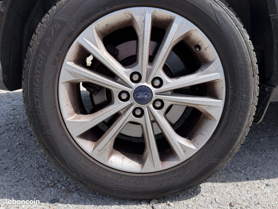 FORD KUGA 1.5 TDCi 120 SS 4x2 BVM6 Titanium (image 16)