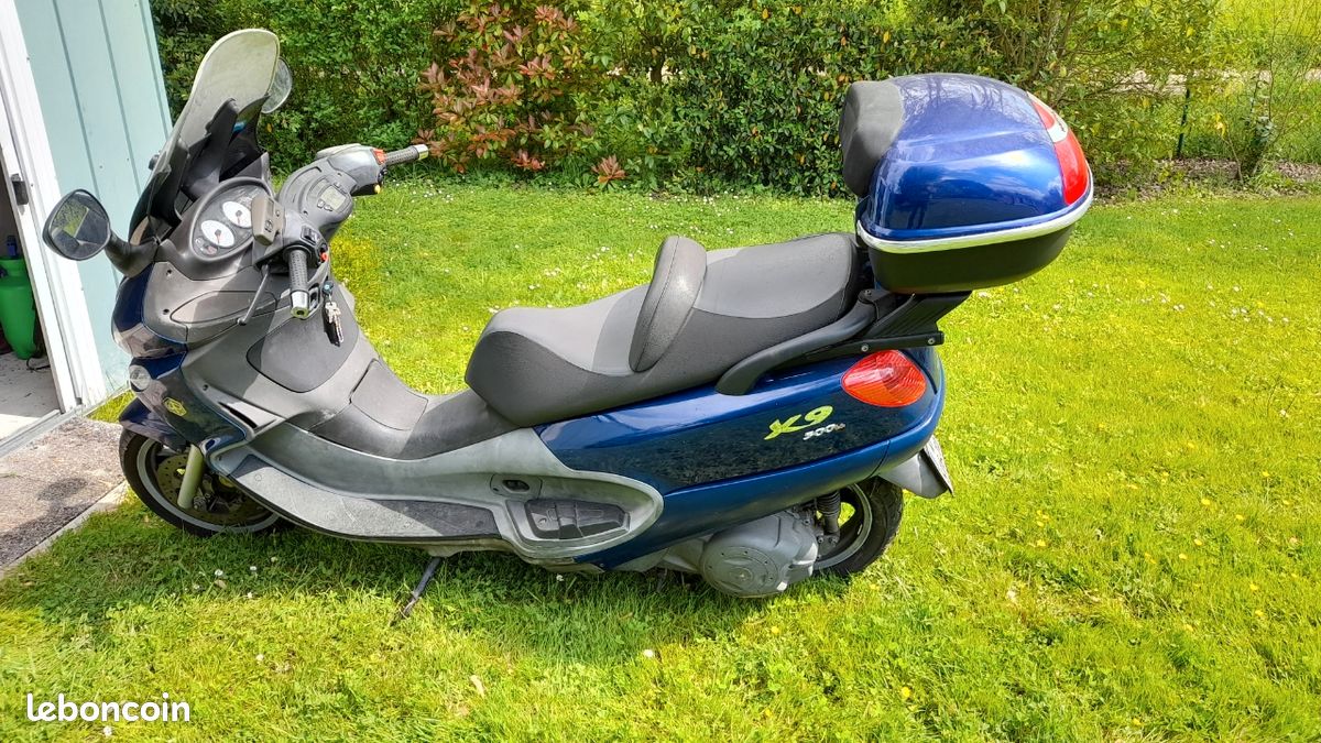 X9 Evolution Piaggio K9 Piaggio X9 2005 Piaggio X9 500 EVOLUTION