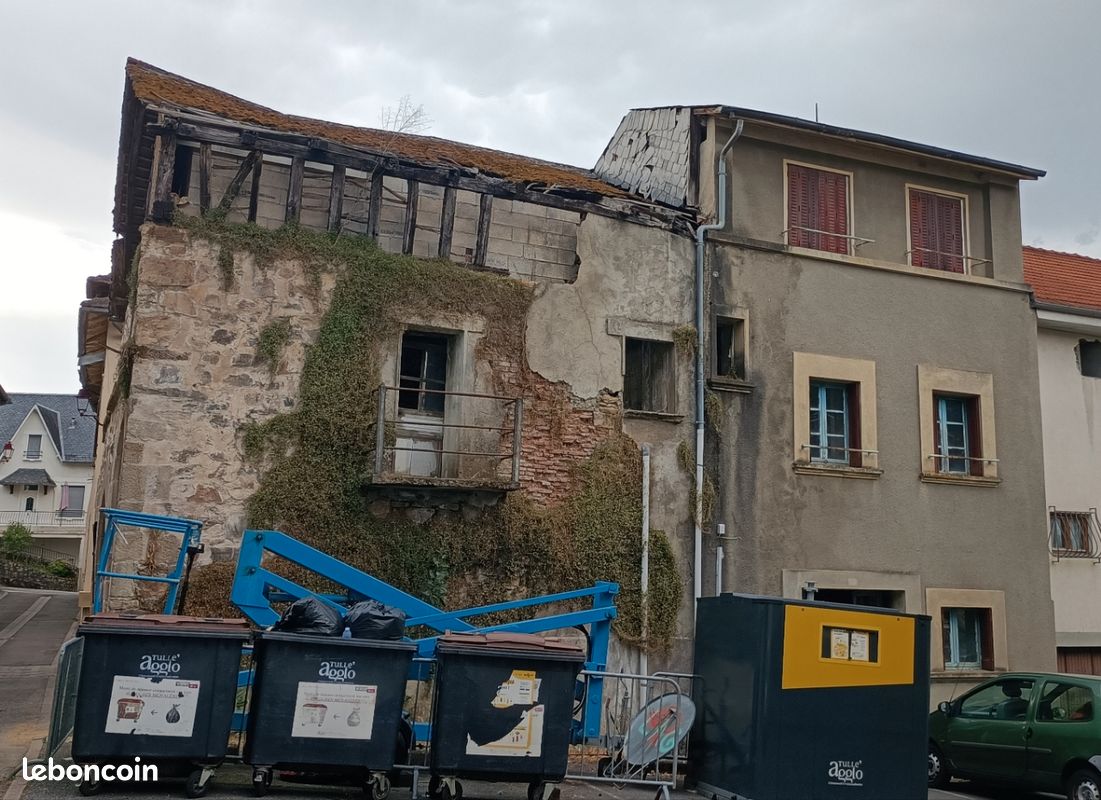 Maison 1 pièce 264 m² · à Laguenne-sur-Avalouze · 264 m² · 20 000 €