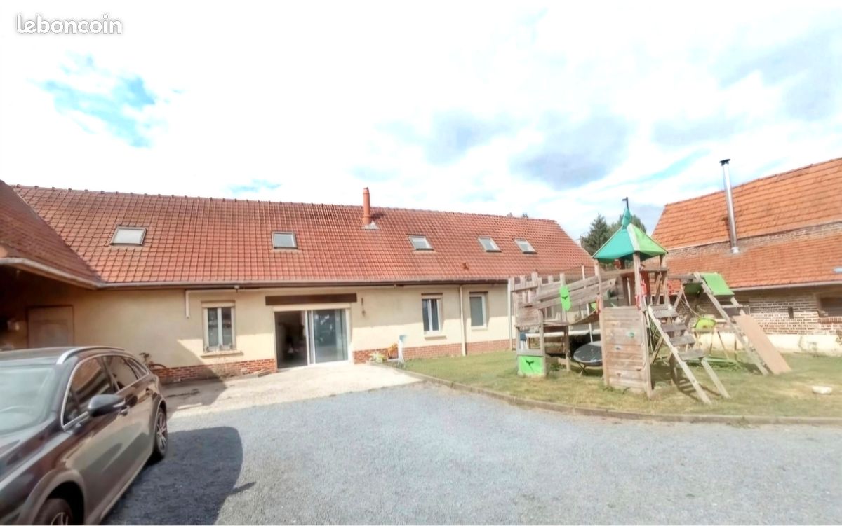 Maison 15 pièces 250 m² · à Arras · 250 m² · 240 000 €