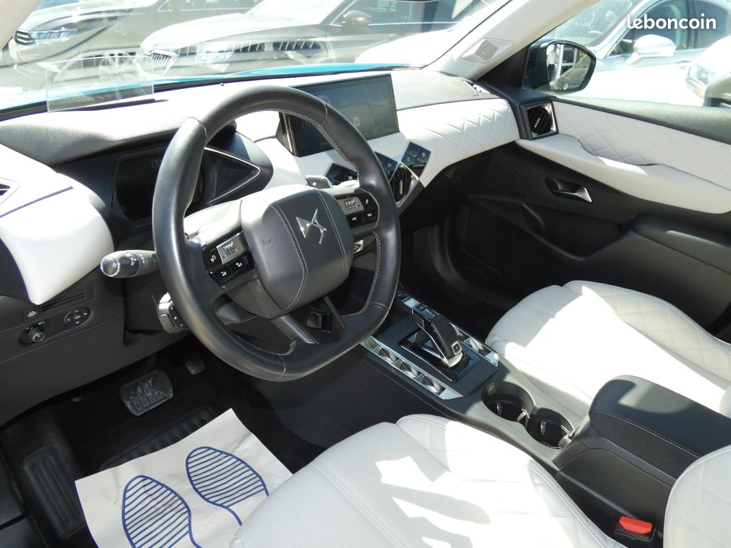 DS DS3 CROSSBACK BlueHDi 130 EAT8 Grand Chic (image 9)