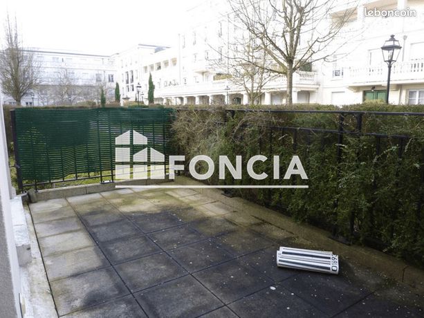 Appartement a louer - 3 pièce(s) - 68 m2 - Surfyn