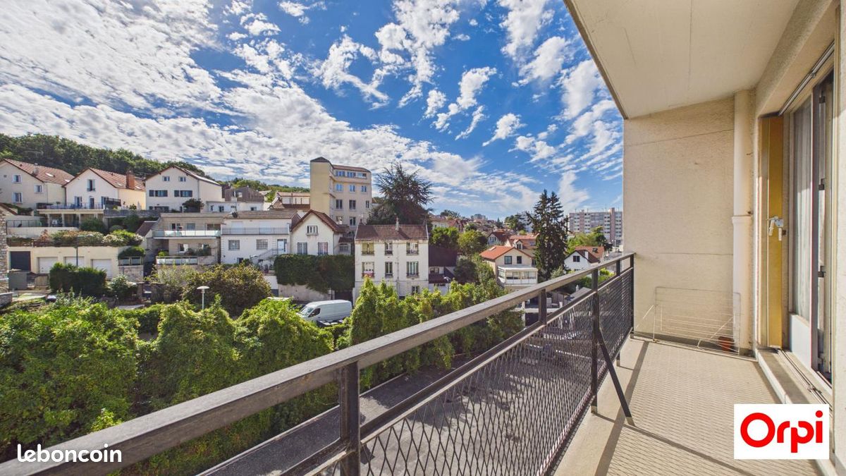 Appartement 4 pièces 63 m² · à Chaville · 63 m² · 259 350 €