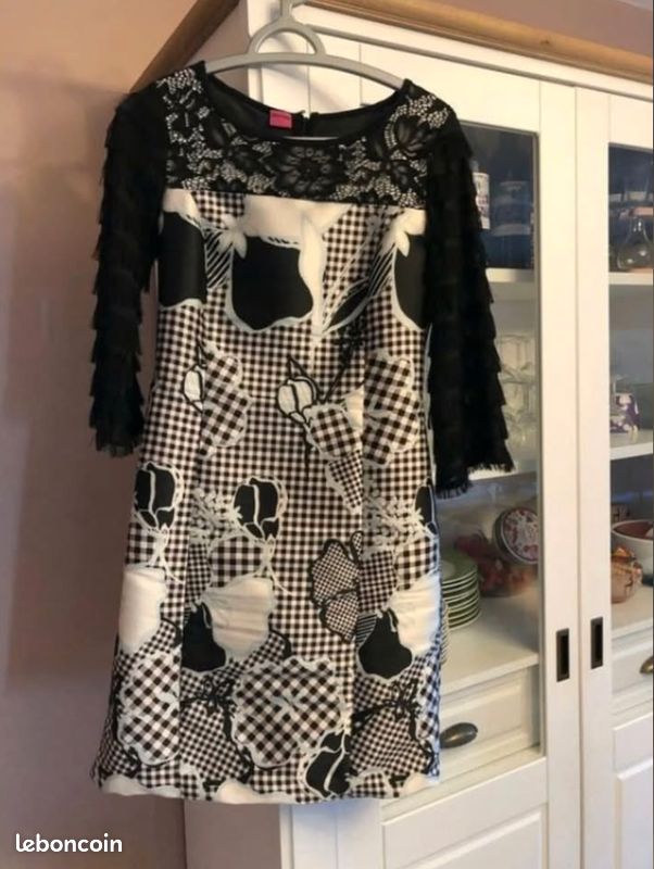 Robe en satin Save The Queen taille XS 34 / 36 (image 8)