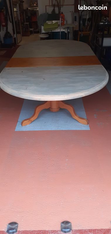 Table de salle à manger ovale (image 3)
