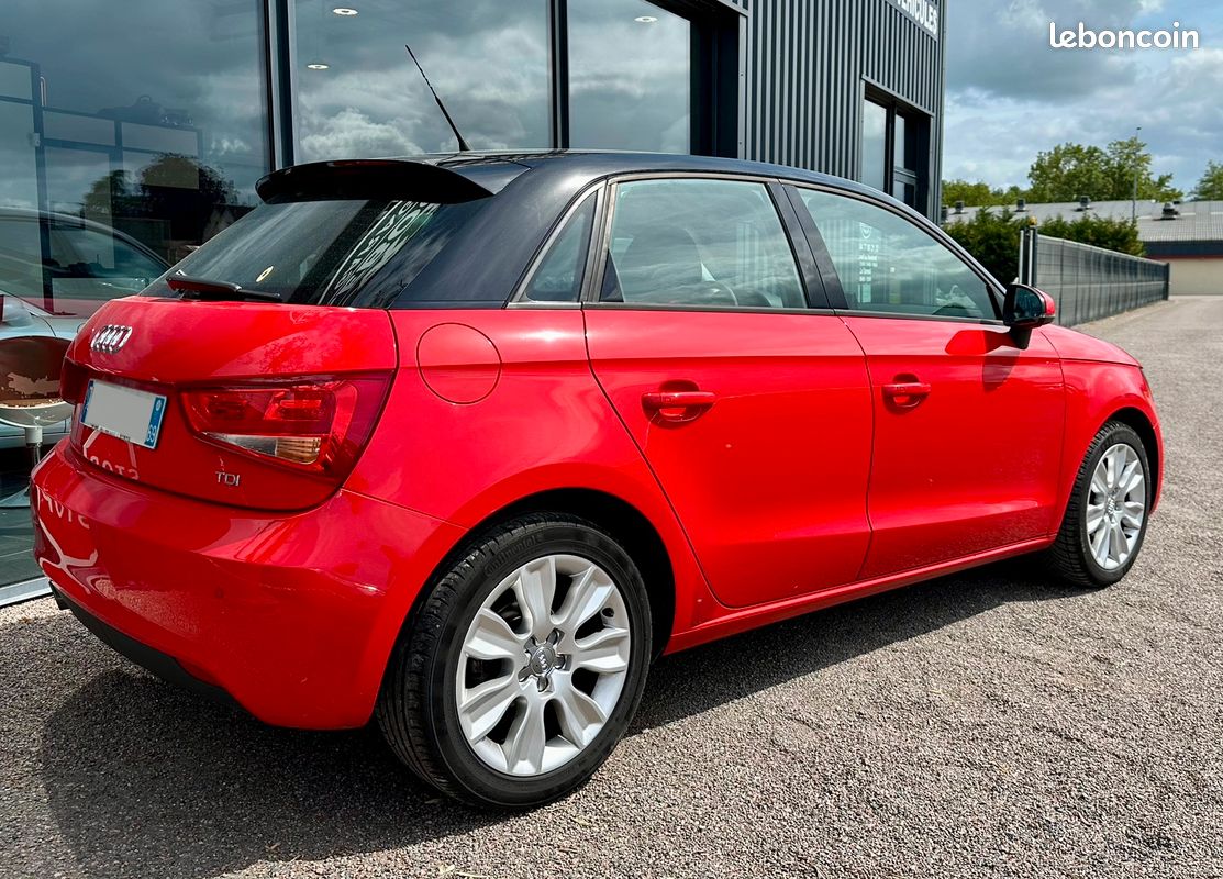 Audi A1 Sportback 1,6 L TDI 105 CV S-Line (image 2)
