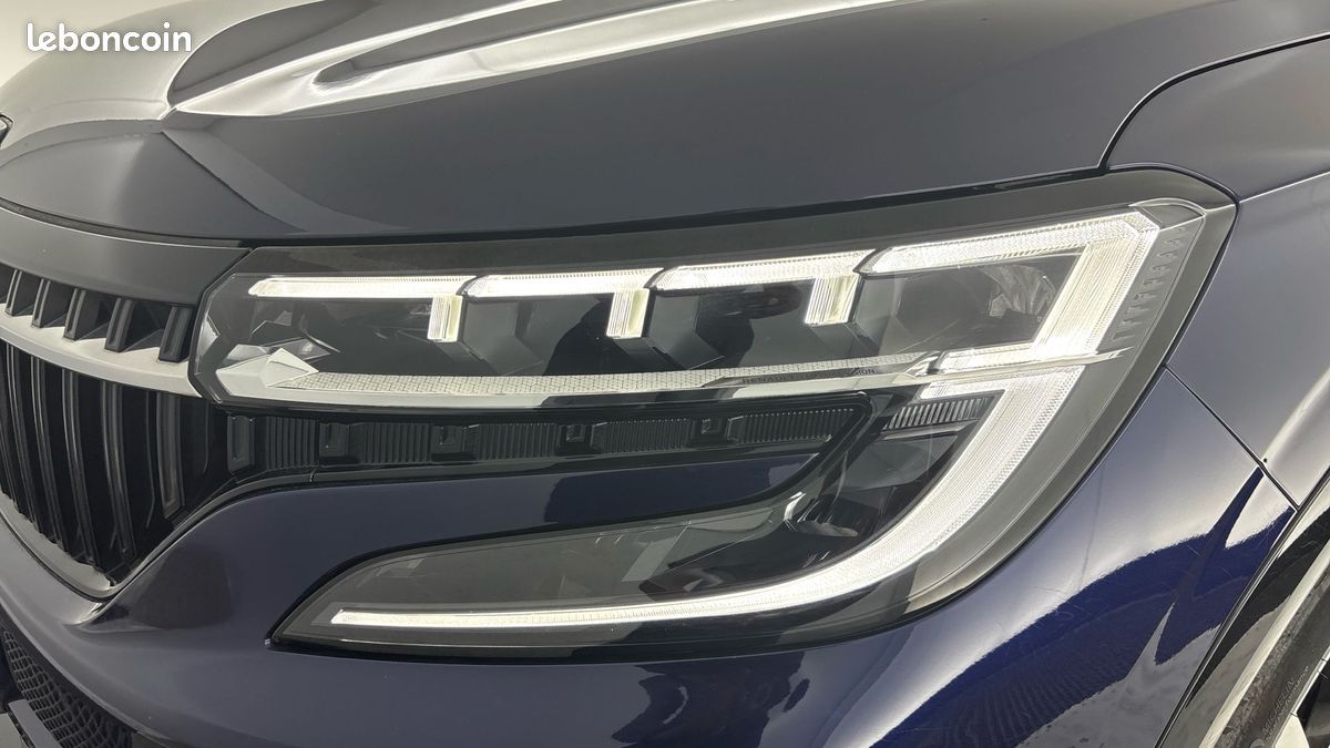 Renault espace e tech full hybrid 200 gsr2 techno (image 21)