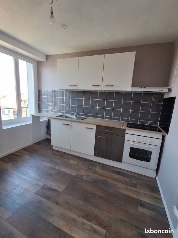 Appartement 3 pièces 65 m² · à Montluçon · 65 m² · 470 €