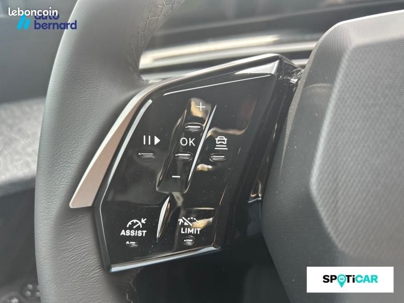 Peugeot 3008 1.2 Hybrid 145ch Allure e-DCS6 (image 14)