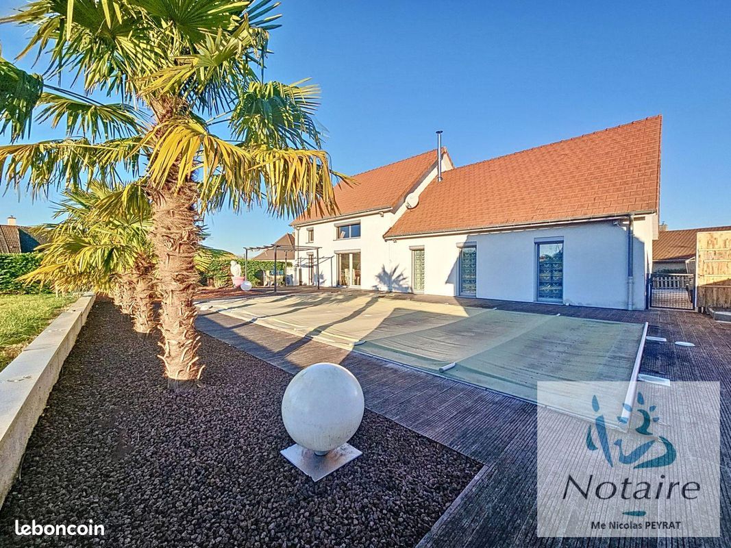 Maison 5 pièces 170 m² · à Ouroux-sur-Saône · 170 m² · 390 000 €