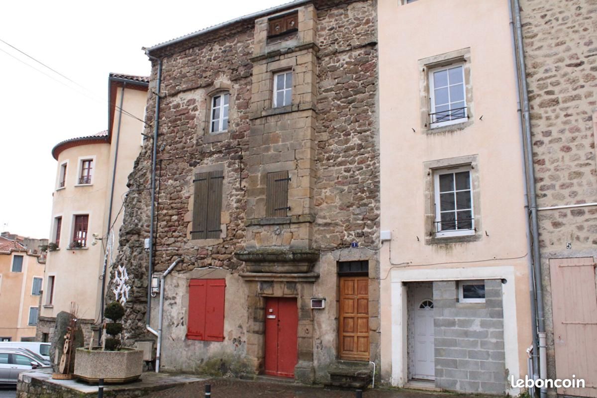 Maison 10 pièces 82 m² · à Langogne · 82 m² · 90 000 €