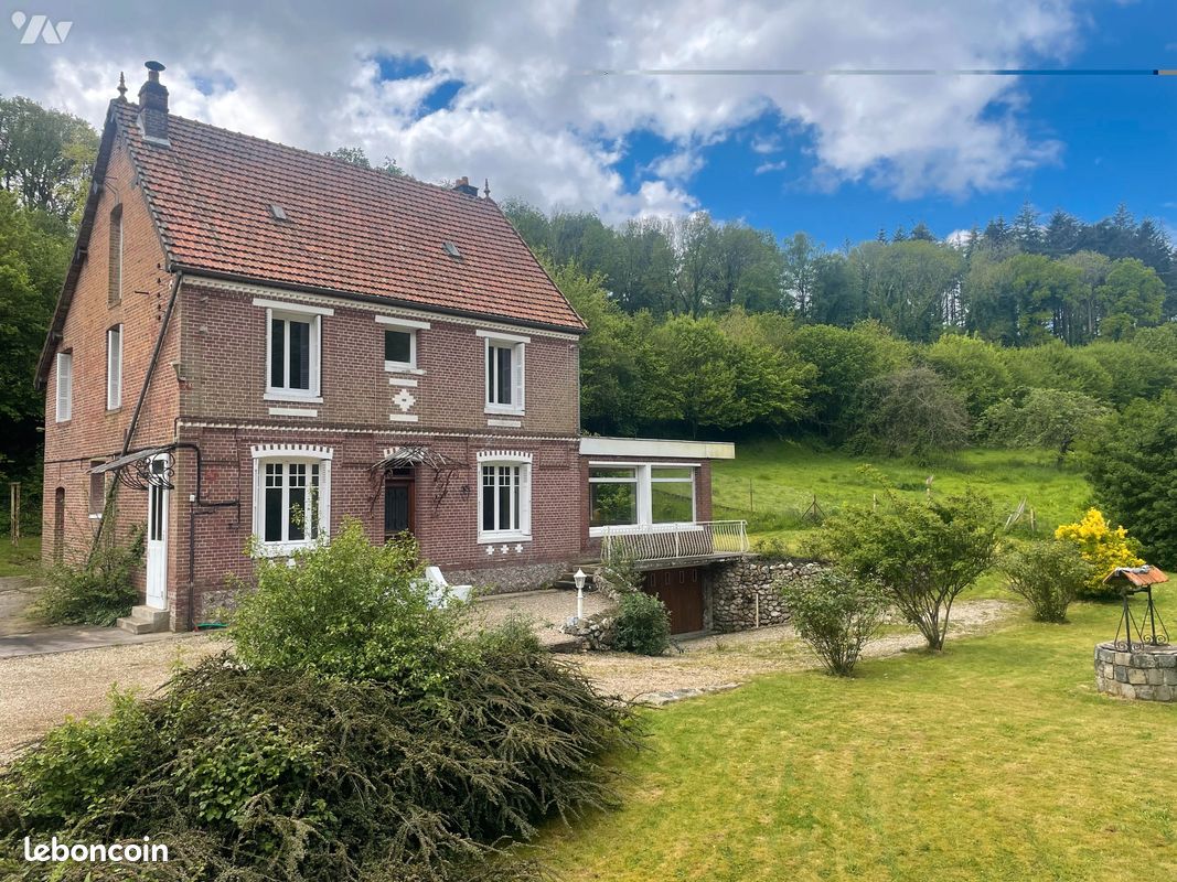 Maison 9 pièces 194 m² · à Cany-Barville · 194 m² · 300 000 €