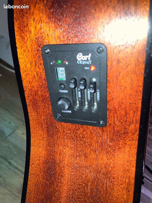 Guitare 12 cordes (image 2)