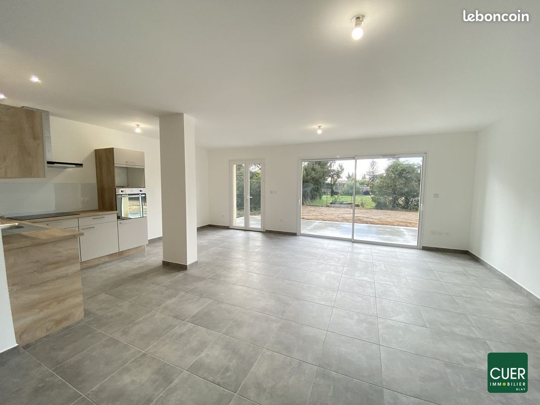 Appartement 6 pièces 112 m² · à Romans-sur-Isère · 112 m² · 1 027 €/mois