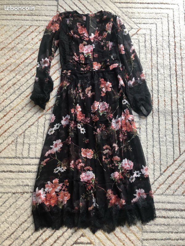 Robe The Kooples Noire Brodée Ajourée - Taille 36 - Occasion Très Bon état - Coton/nylon/viscose