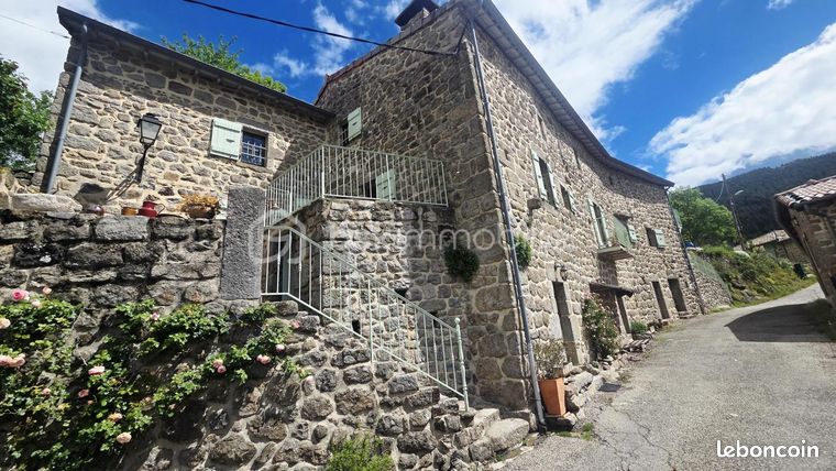 Maison 7 pièces 160 m²