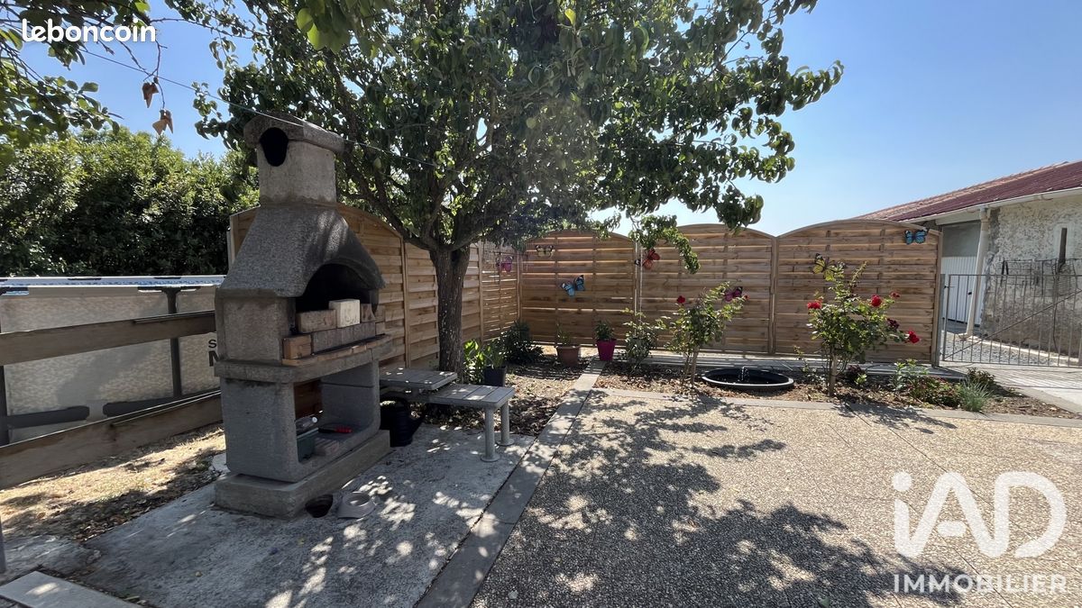 Maison 6 pièces 135 m² · à Moreilles · 135 m² · 198 000 €
