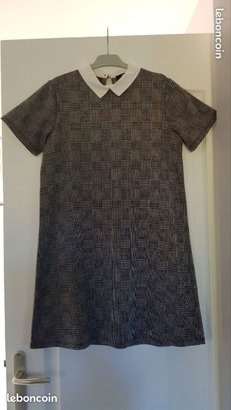 Robe Teddy Smith 14 ans (image 1)