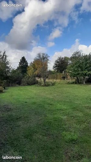 THIEULLOY L'ABBAYE 80640 TERRAIN CONSTRUCTIBLE 1892. M2 3km autoroute BEAU TERRAIN A BATIR PAYSAGER PLAT,, BORDE D'UNE HAIE N