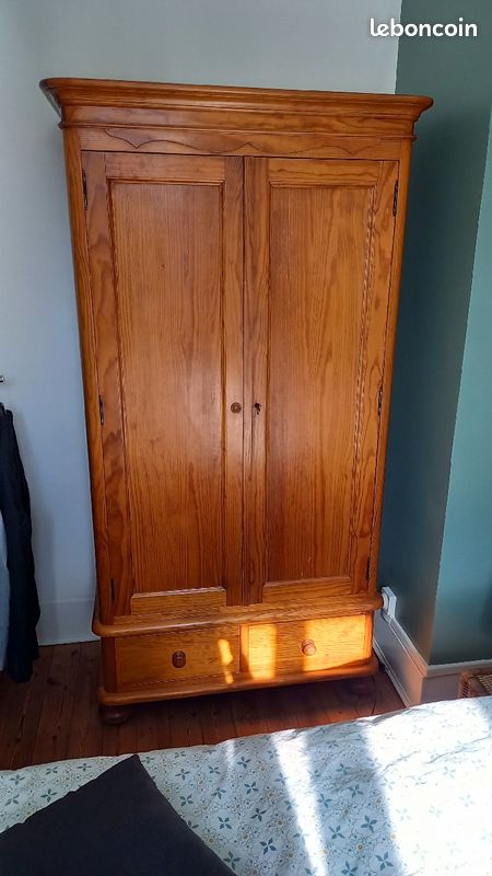 Armoire bois massif (image 1)