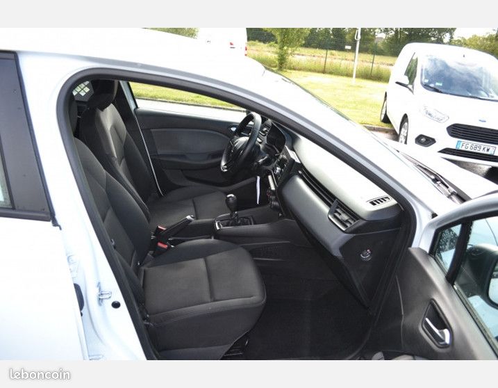 Renault CLIO V 1.5 BLUE DCI 85CH BUSINESS (image 8)