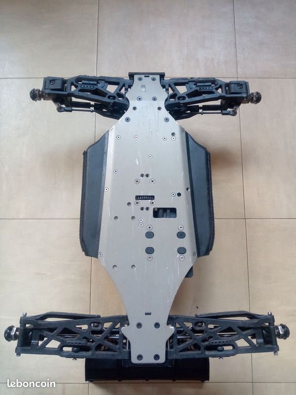 Kyosho Inferno ST race spec 1/8 truggy optionné STRR evo Électrique (image 3)