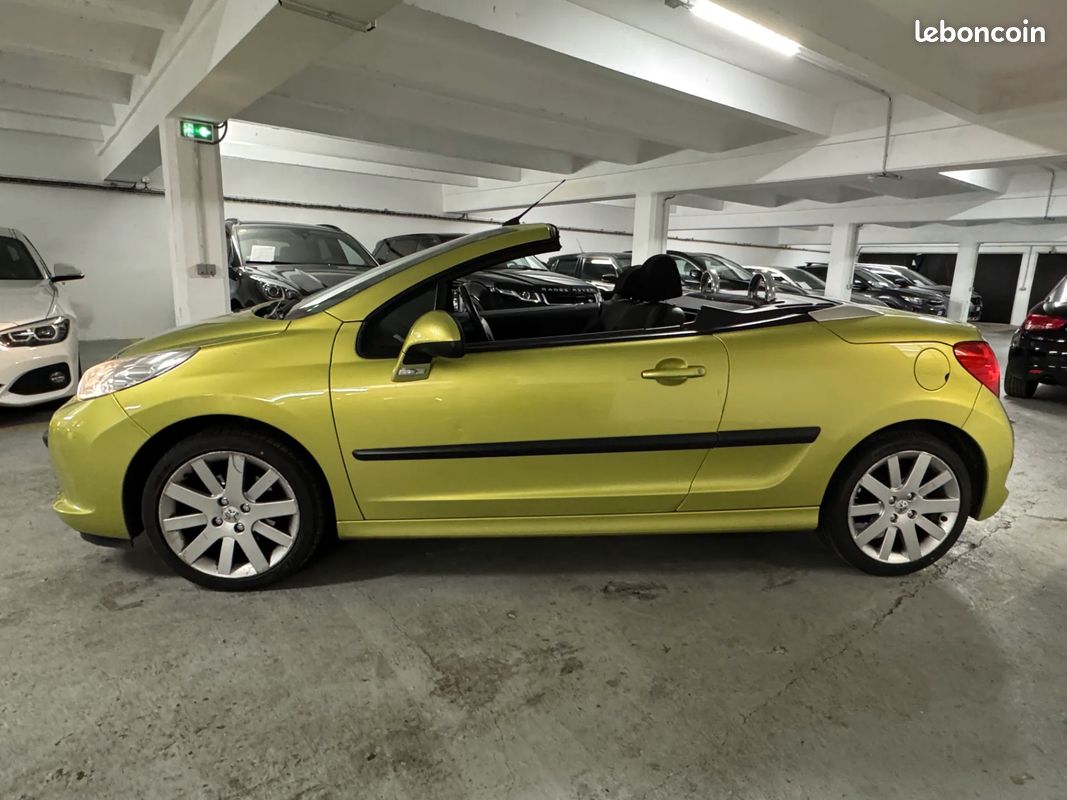PEUGEOT 207 CC 1.6 150ch 150 SPORT PACK - 2007 - 69 800 km - Suivi complet - Faible kilométrage (image 4)