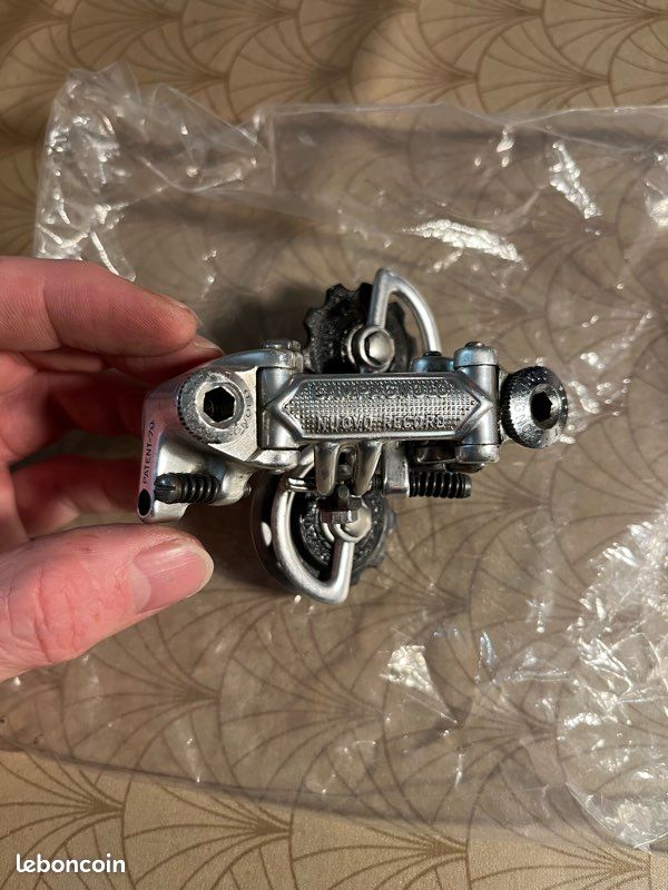 Dérailleur Arrière Campagnolo Nuovo Record - Cage Courte - Vintage Italie 84