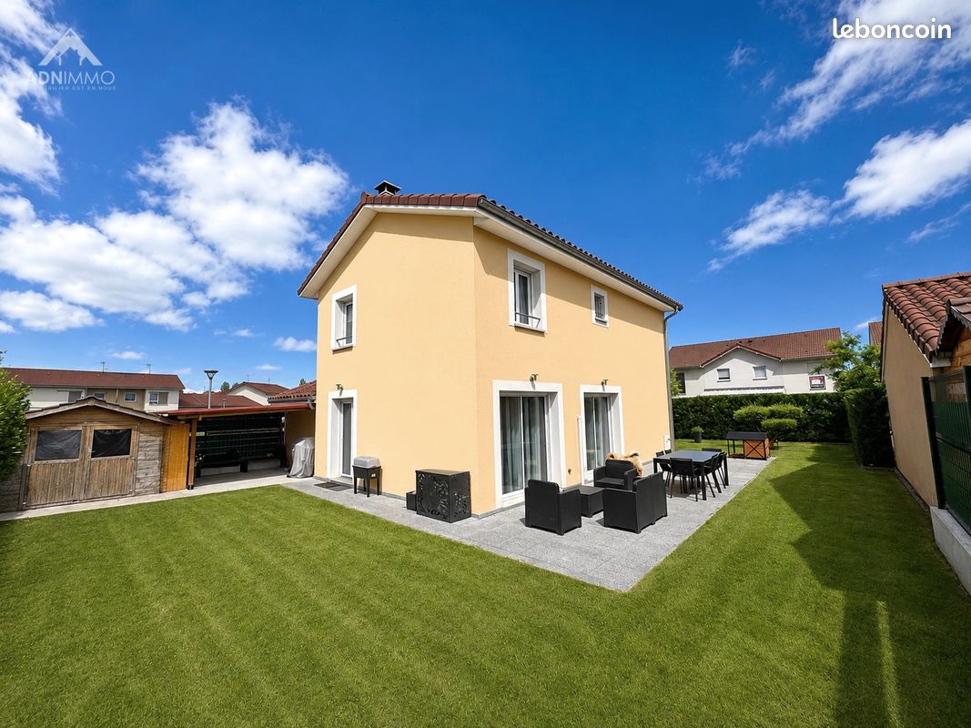 Maison 5 pièces 110 m² · à Saint-Genis-Pouilly · 110 m² · 670 000 €