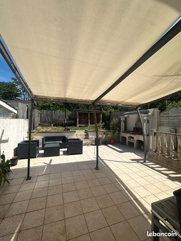 Maison 5 pièces 100 m² · à Castres · 100 m² · 800 €