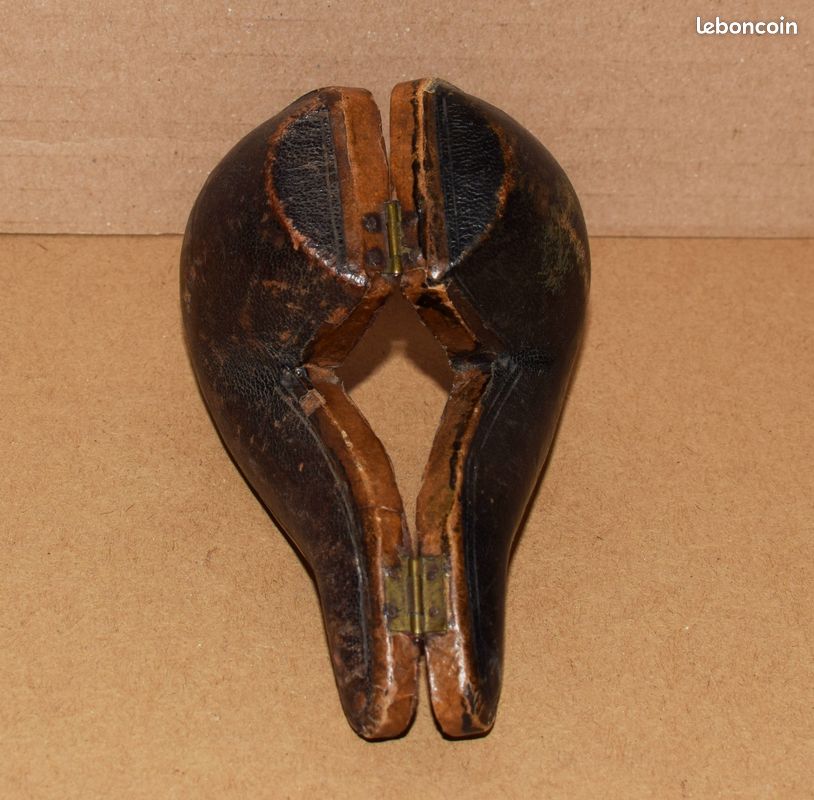 Ancien petit étuis a pipe maqué AIDE FABt A RENNES - 5 x 9.5 cm (image 4)